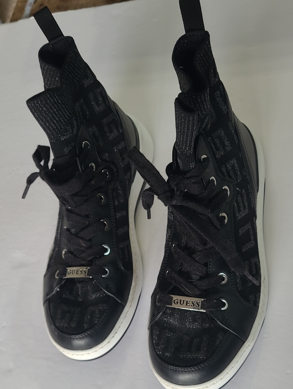 Guess Women Black Hight Toe Sneaker A Few Stops OnThe White Part Of Sneaker 81/2
